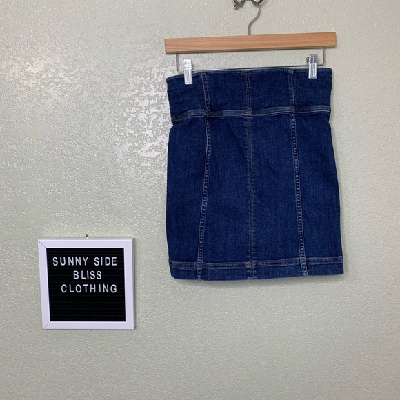 Free People Women’s Strecky Y2K Jean Tie Front Midi Pencil Skirt Size 2 - Picture 5 of 9